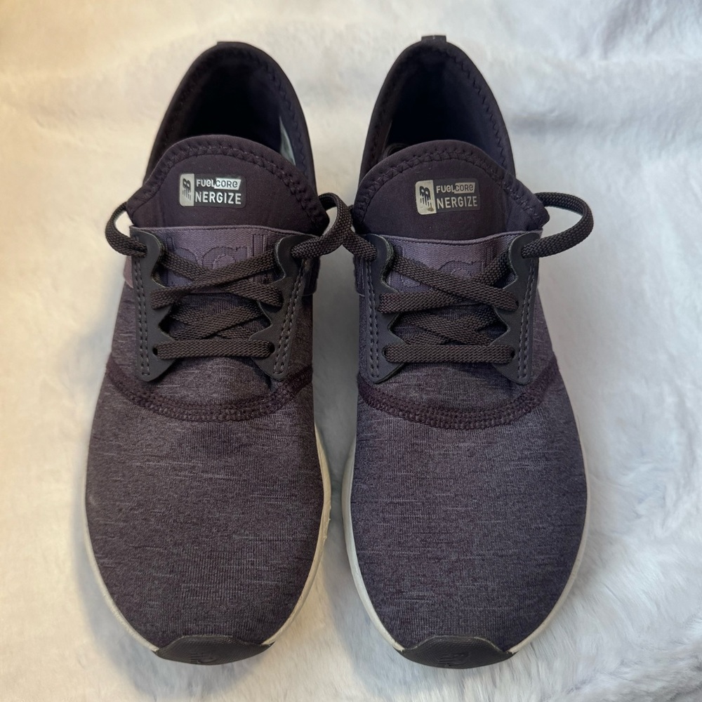New Balance Plum Sneakers